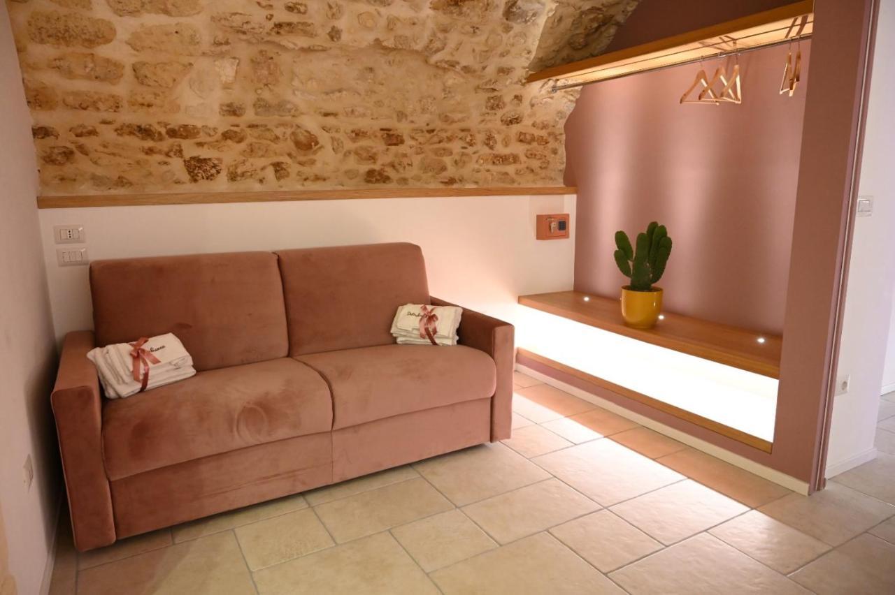 Pietrabianca Apartments San Lorenzo Manfredonia Buitenkant foto