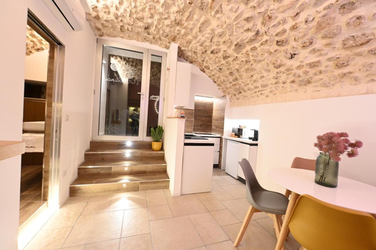 Pietrabianca Apartments San Lorenzo Manfredonia Buitenkant foto